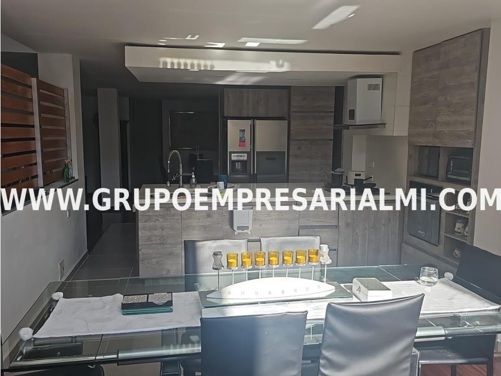 MAGNÍFICA CASA EN ARRIENDO - SECTOR LOMA DEL ESCOBERO COD: 31484 - 2