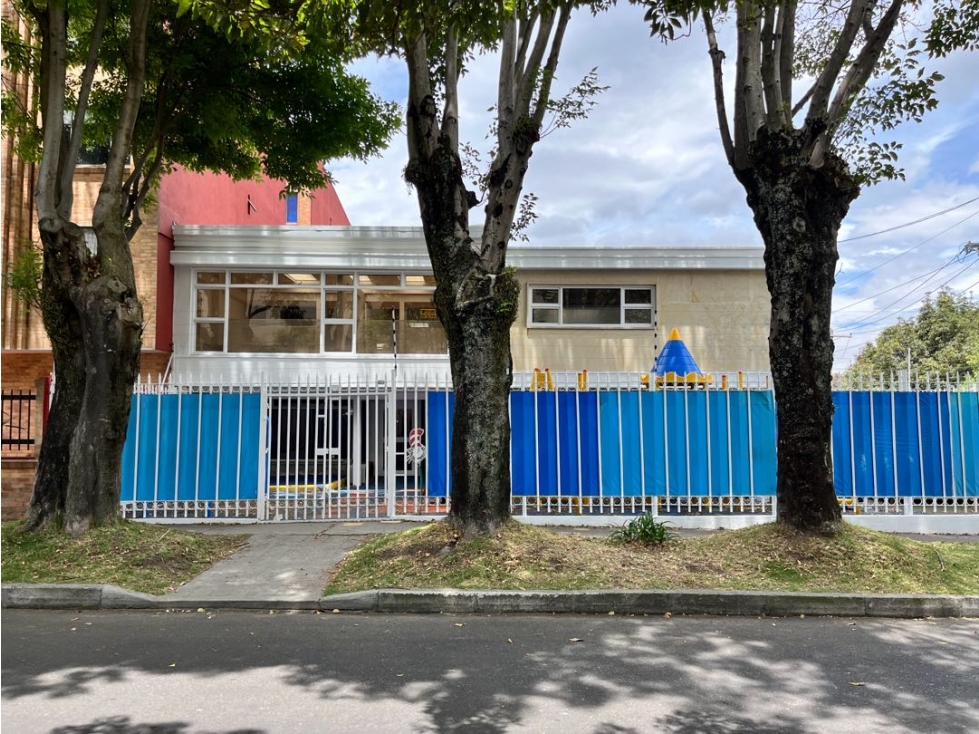 Santa Ana Occ. casa para uso institucional con arriendo vigente — foto 5