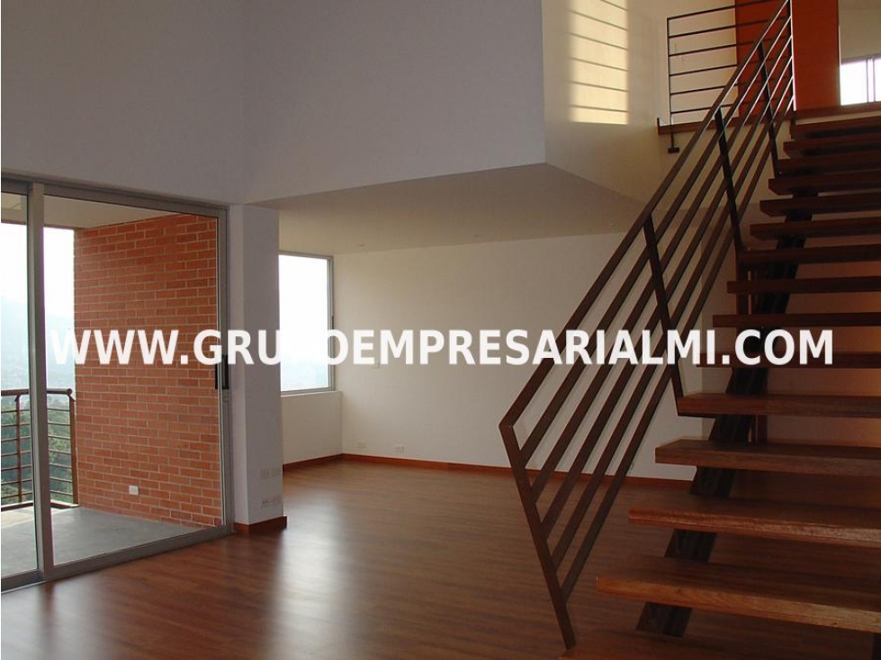 MAGNÍFICO APARTAMENTO DUPLEX EN VENTA - SECTOR SAN LUCAS COD: 29618 — foto 2