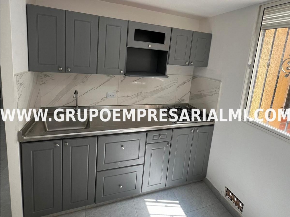 MAGNÍFICO APARTAMENTO EN VENTA - SECTOR ROBLEDO COD: 29505 — foto 2