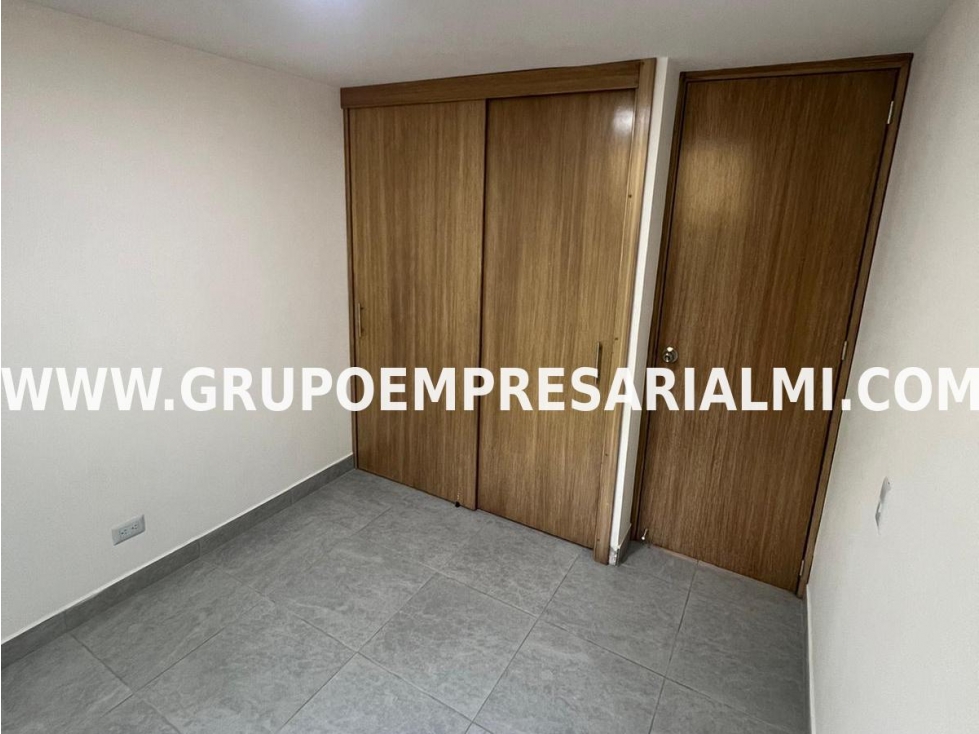 MAGNÍFICO APARTAMENTO EN VENTA - SECTOR ROBLEDO COD: 29505 — foto 4