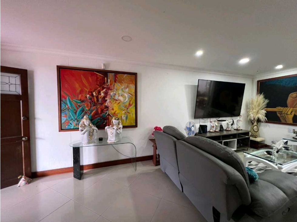 Magnifica casa en altos del poblado — foto 5
