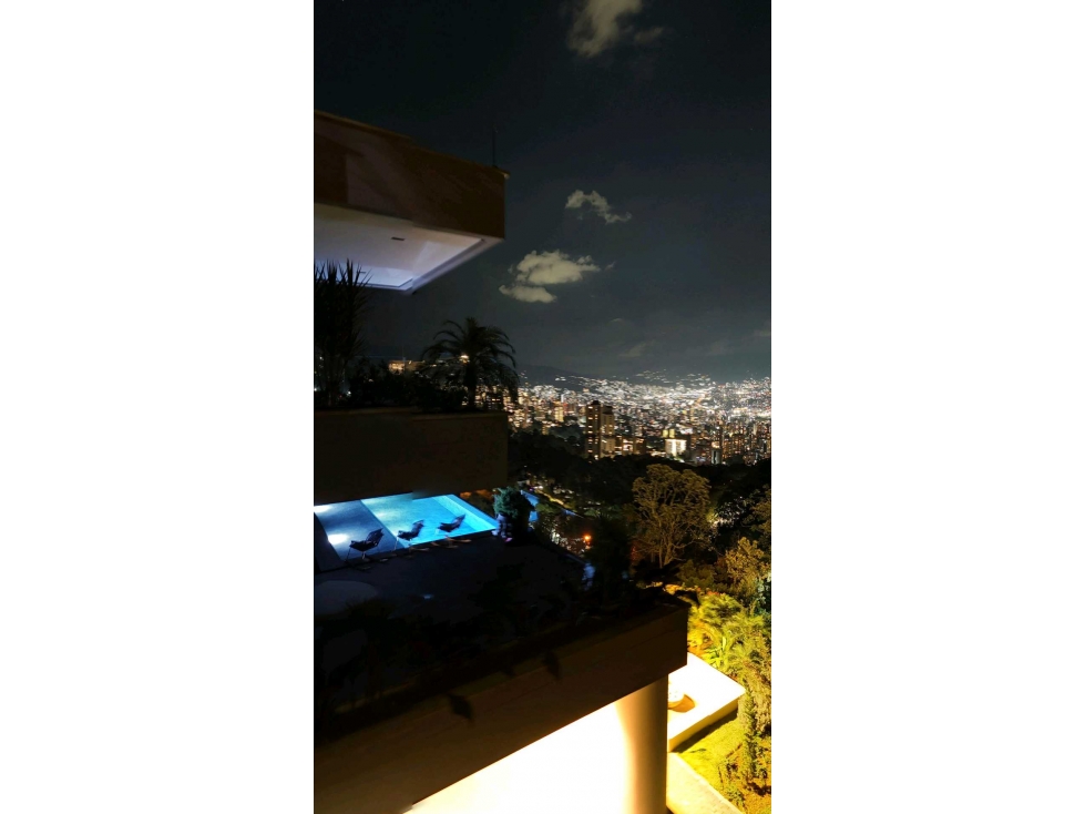 Mansion En EL POBLADO Medellín - Antioquia: ¡Lujo y Confort!$16.000M — foto 3