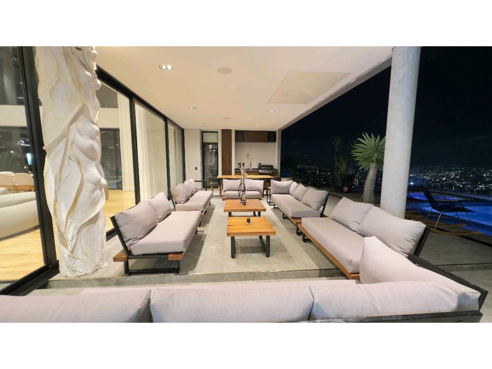 Mansion En EL POBLADO Medellín - Antioquia: ¡Lujo y Confort!$16.000M — foto 4