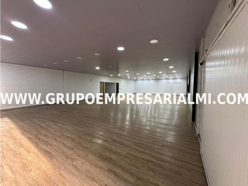 MARAVILLOSA BODEGA EN ARRIENDO - SECTOR EL CHINGUI COD: 33552 - 5