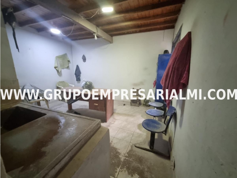 MARAVILLOSA BODEGA EN VENTA - SECTOR BELÉN LAS VIOLETAS COD: 29341 - 5