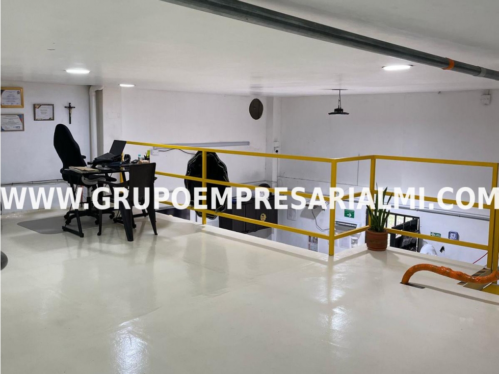 MARAVILLOSA BODEGA EN VENTA - SECTOR SAN RAFAEL COD: 32228 - 4