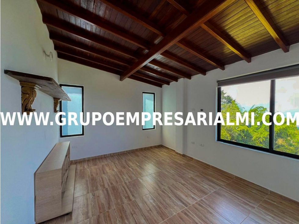 MARAVILLOSA CASA EN ARRIENDO - SECTOR LOMA DEL ESCOBERO COD: 31278 — foto 3