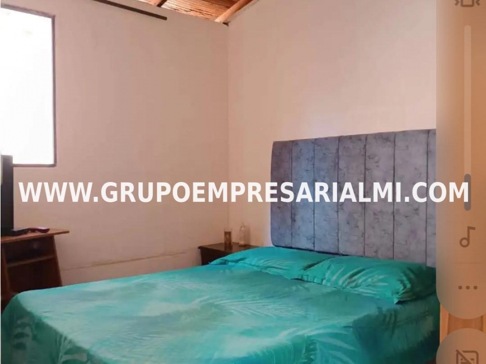 MARAVILLOSA CASA UNIFAMILIAR EN VENTA - SECTOR LA POLA COD: 32480 — foto 6
