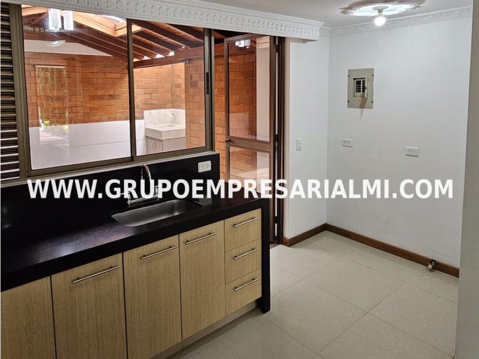 MARAVILLOSA CASA UNIFAMILIAR EN VENTA - SECTOR SURAMÉRICA COD: 32646 — foto 6