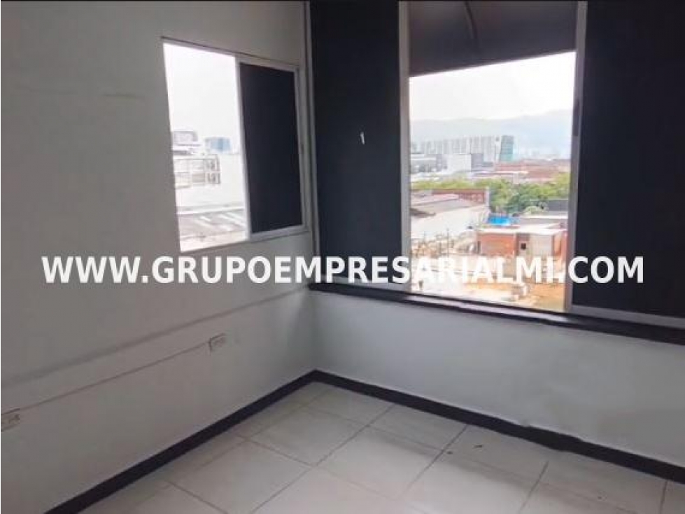 MARAVILLOSA OFICINA EN ARRIENDO - SECTOR SAN DIEGO COD: 32380 — foto 5