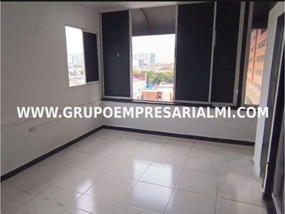 MARAVILLOSA OFICINA EN ARRIENDO - SECTOR SAN DIEGO COD: 32380 — foto 6