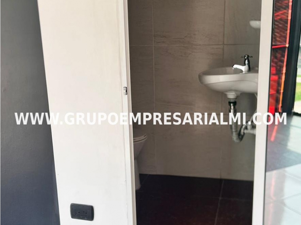 MARAVILLOSA OFICINA EN ARRIENDO - SECTOR SAN DIEGO COD: 33388 — foto 6