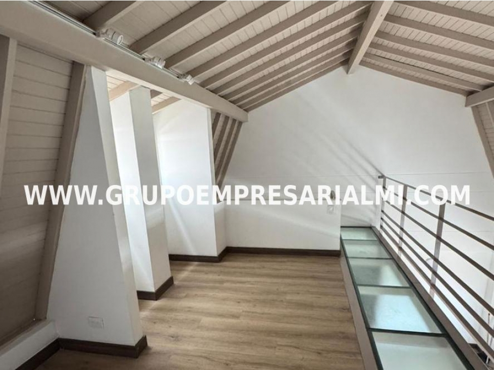 MARAVILLOSO APARTAMENTO DÚPLEX EN VENTA - SECTOR LAURELES COD: 33524 — foto 4