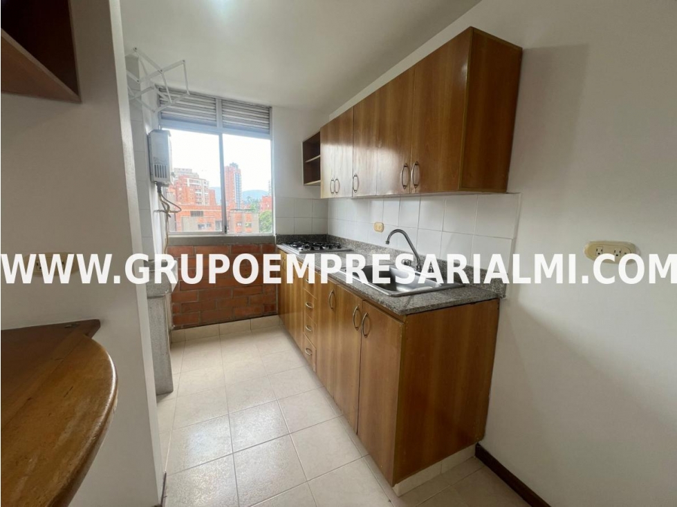 MARAVILLOSO APARTAMENTO EN ARRIENDO - SECTOR CASTROPOL COD: 4155 — foto 4
