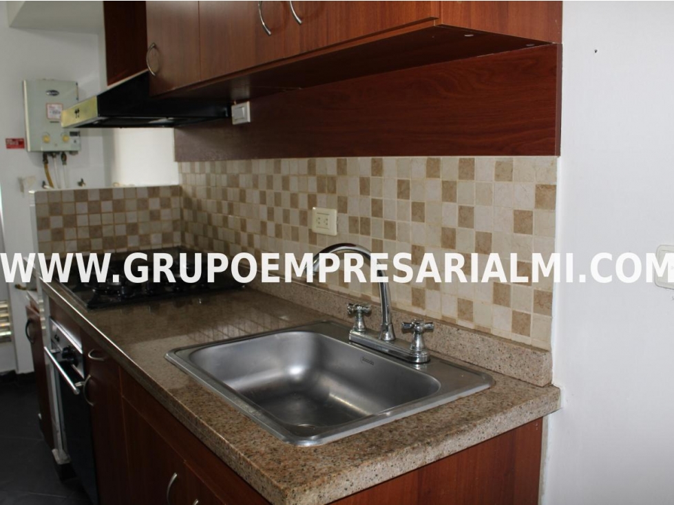 MARAVILLOSO APARTAMENTO EN ARRIENDO - SECTOR CASTROPOL COD: 31955 — foto 4