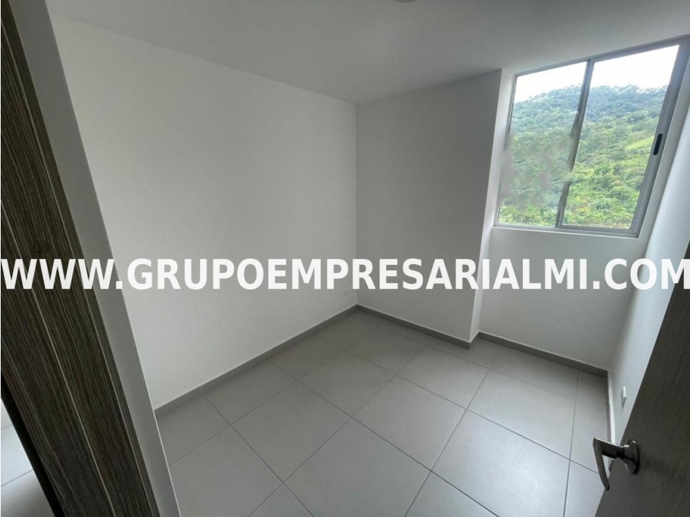 MARAVILLOSO APARTAMENTO EN ARRIENDO - SECTOR CAÑAVERALEJO COD: 32109 — foto 6
