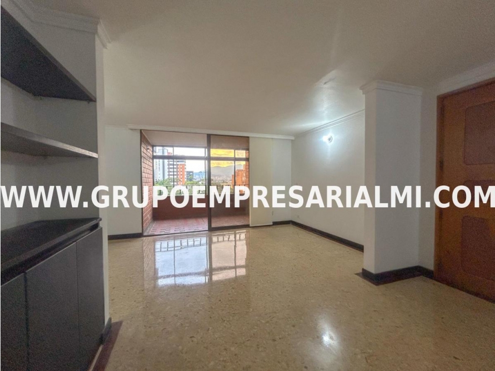 MARAVILLOSO APARTAMENTO EN ARRIENDO - SECTOR OVIEDO COD: 32168 — foto 2