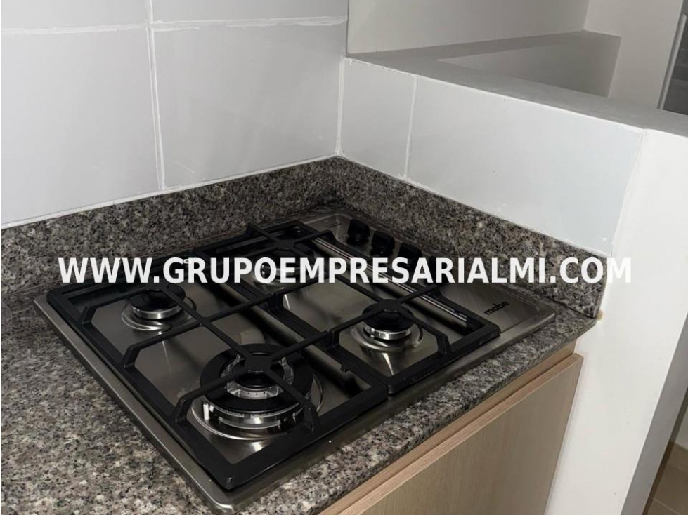 MARAVILLOSO APARTAMENTO EN ARRIENDO - SECTOR SAN JOSE COD: 32172 — foto 4