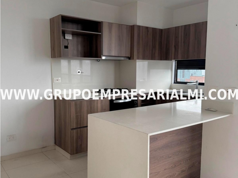 MARAVILLOSO APARTAMENTO EN ARRIENDO - SECTOR CASTROPOL COD: 32341 — foto 3