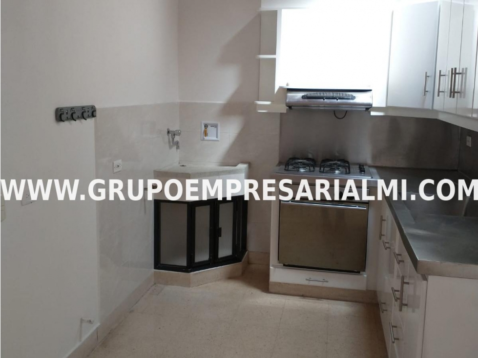 MARAVILLOSO APARTAMENTO EN ARRIENDO - SECTOR LA GLORIA COD: 32433 — foto 3