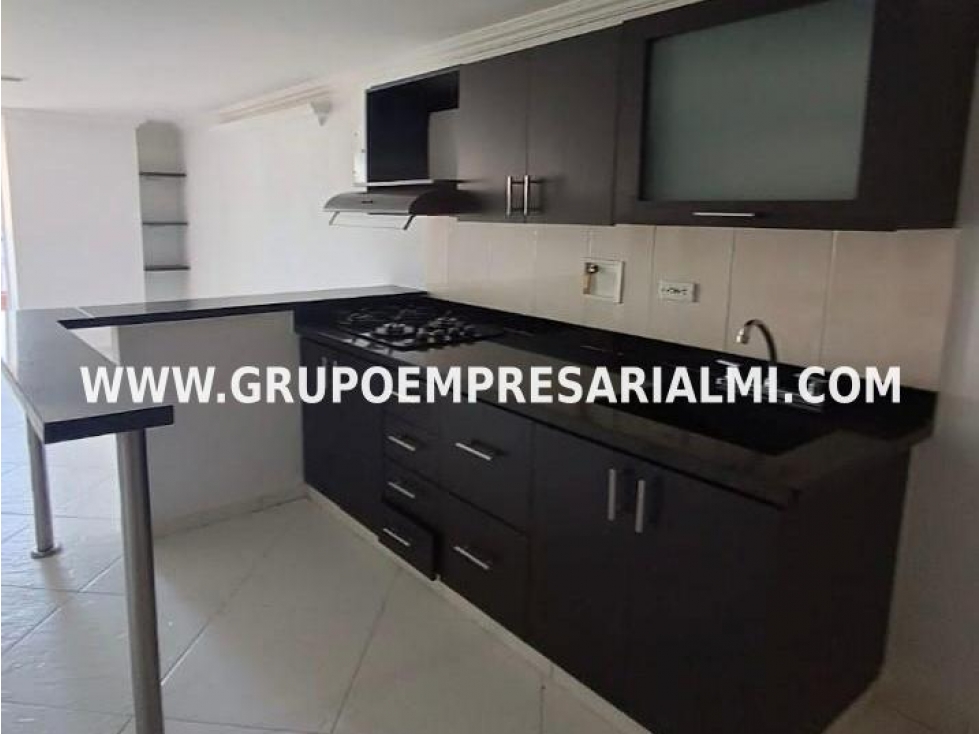 MARAVILLOSO APARTAMENTO EN ARRIENDO - SECTOR CALASANZ COD: 32754 — foto 3