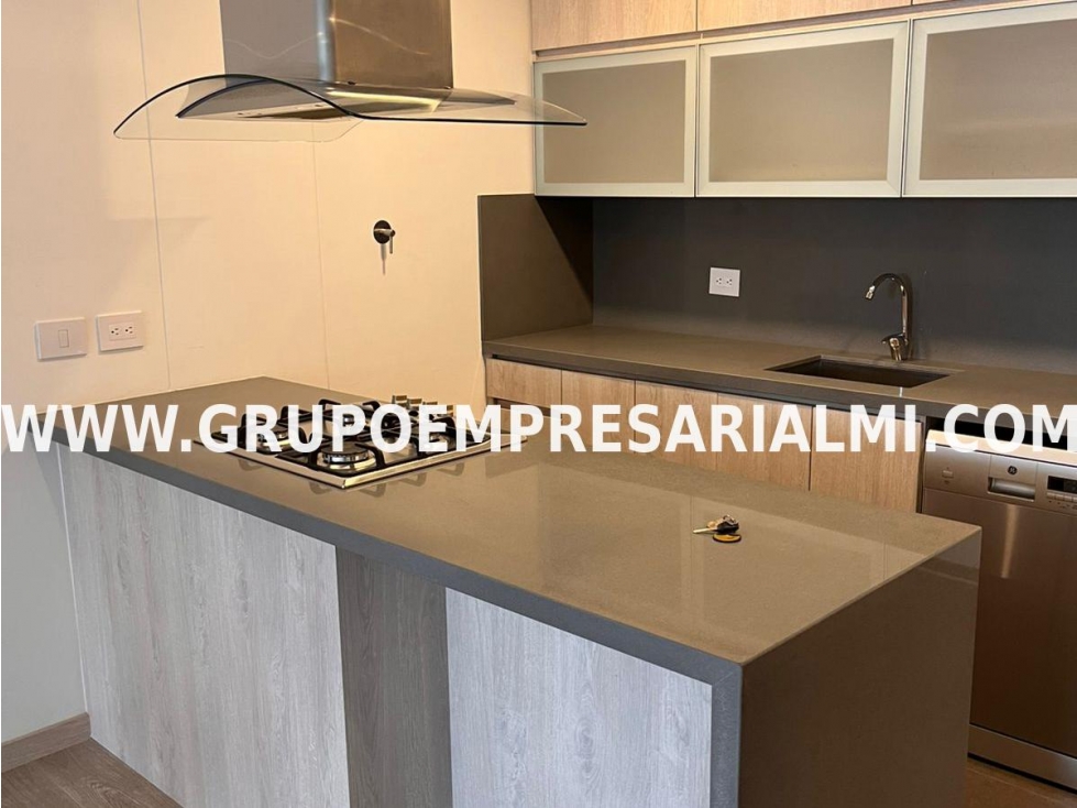 MARAVILLOSO APARTAMENTO EN ARRIENDO - SECTOR LAS PALMAS COD: 32884 — foto 2