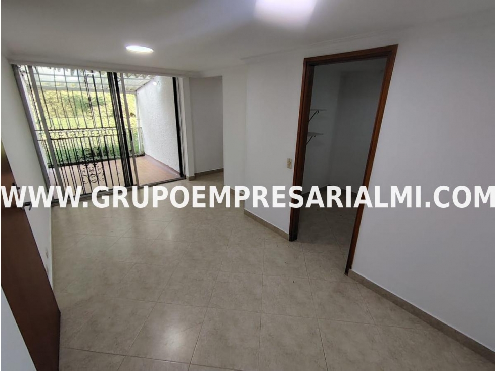 MARAVILLOSO APARTAMENTO EN ARRIENDO - SECTOR LOMA DEL INDIO COD: 33368
