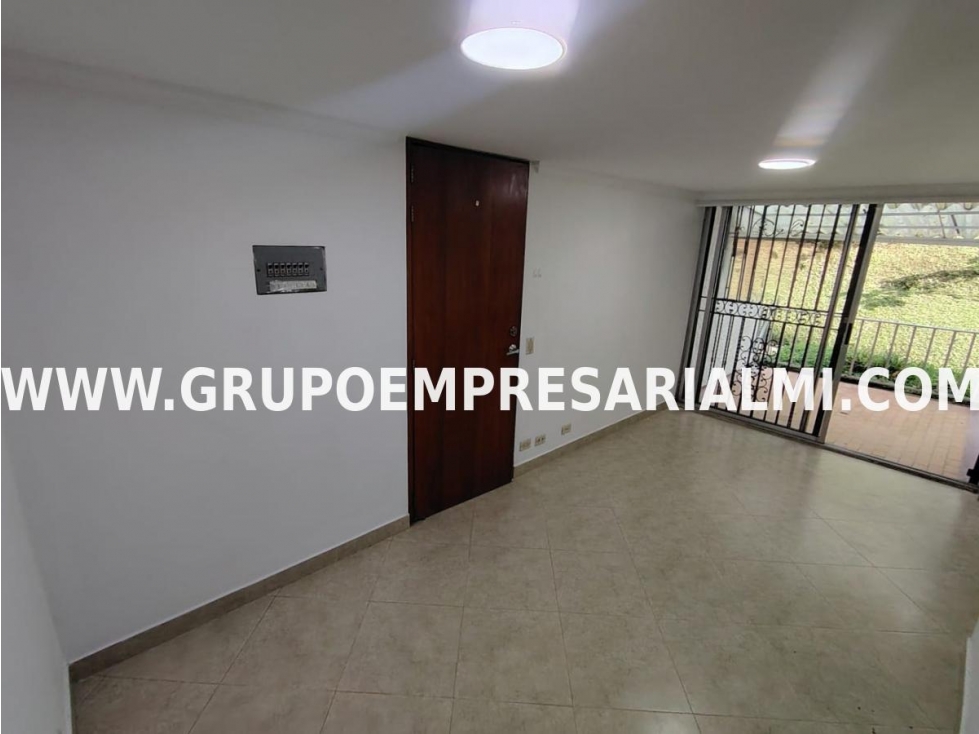 MARAVILLOSO APARTAMENTO EN ARRIENDO - SECTOR LOMA DEL INDIO COD: 33368 — foto 2