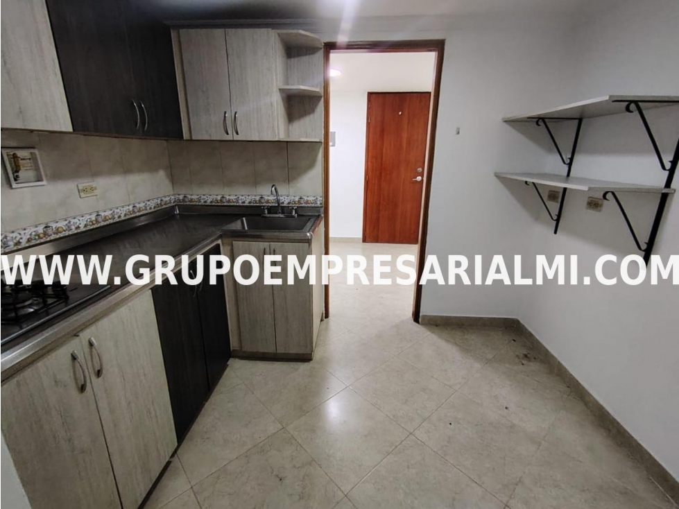 MARAVILLOSO APARTAMENTO EN ARRIENDO - SECTOR LOMA DEL INDIO COD: 33368 — foto 6