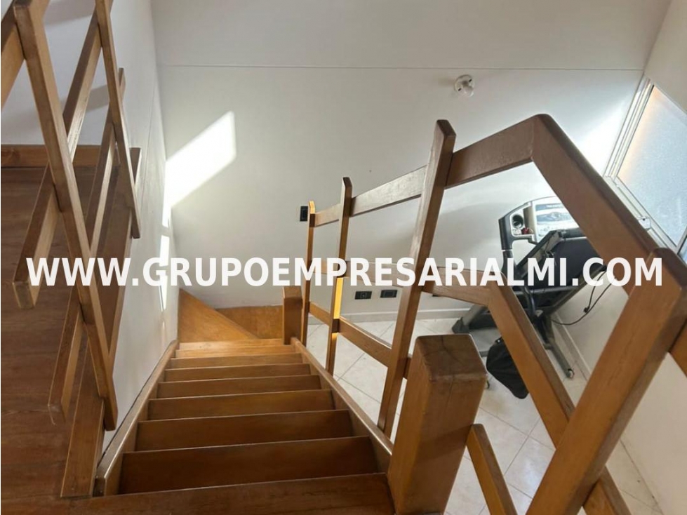 MARAVILLOSO APARTAMENTO EN ARRIENDO - SECTOR SANTA LUCIA COD: 33423 — foto 3