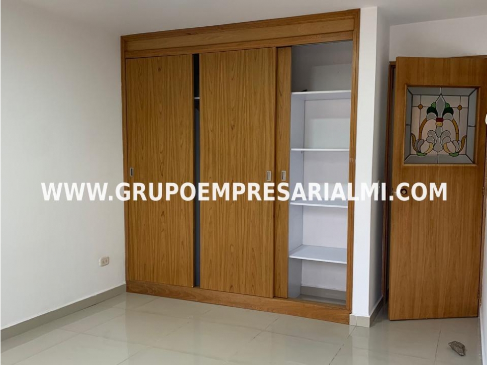 MARAVILLOSO APARTAMENTO EN ARRIENDO - SECTOR EL PORTAL COD: 33539 — foto 5