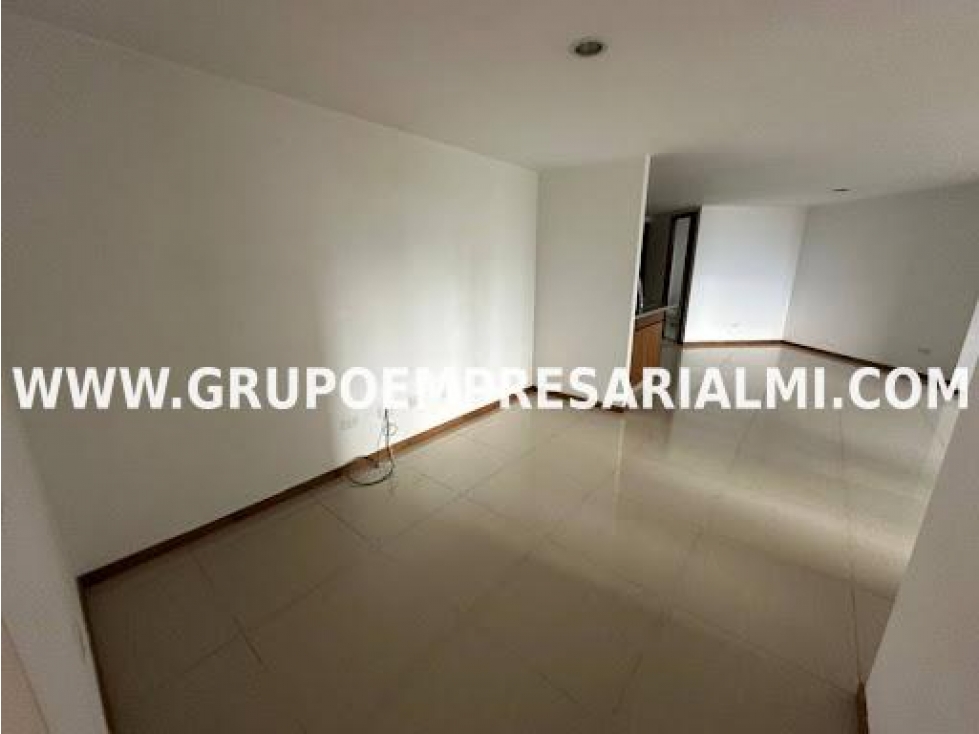 MARAVILLOSO APARTAMENTO EN ARRIENDO - SECTOR AVES MARIA COD: 33708 — foto 6