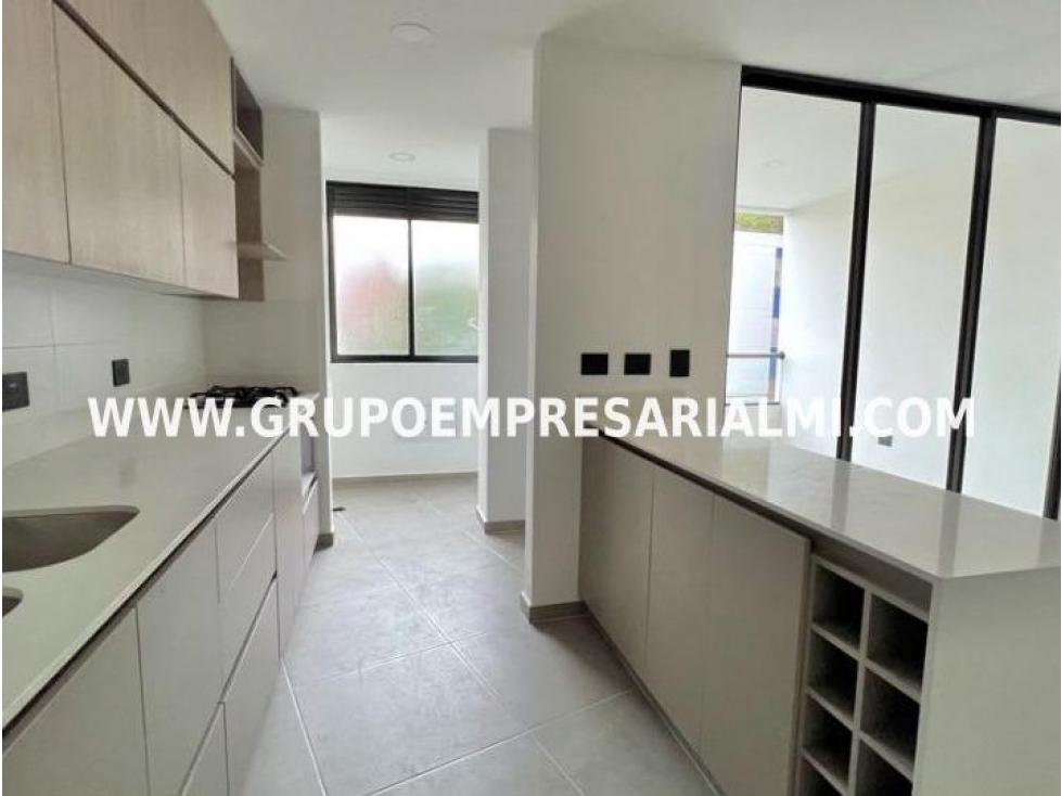 MARAVILLOSO APARTAMENTO EN VENTA - SECTOR LA CASTELLANA COD: 30915 — foto 3