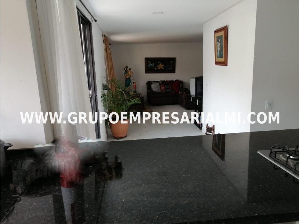 MARAVILLOSO APARTAMENTO EN VENTA - SECTOR NAZARETH COD: 32238 — foto 4