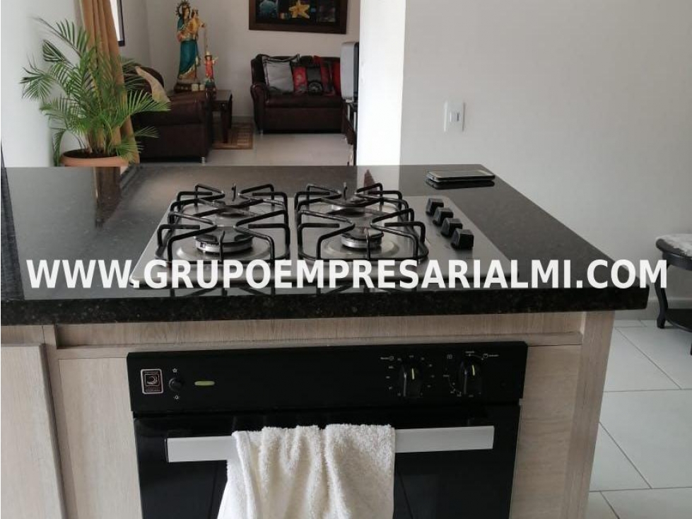 MARAVILLOSO APARTAMENTO EN VENTA - SECTOR NAZARETH COD: 32238 — foto 6