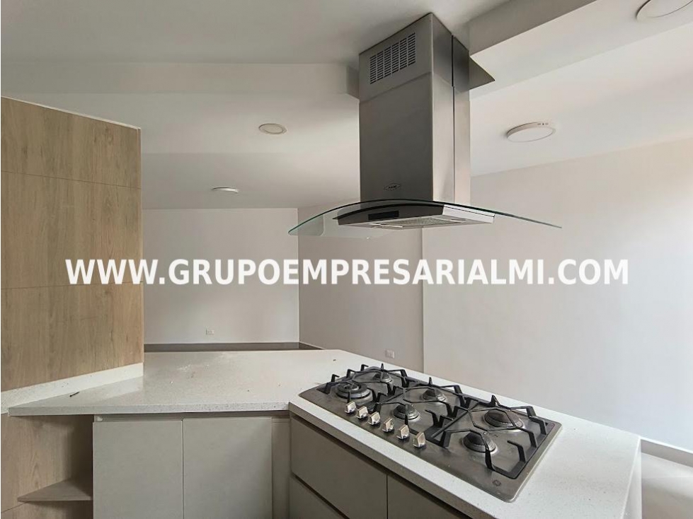 MARAVILLOSO APARTAMENTO EN VENTA - SECTOR SANTA TERESITA COD: 32370 — foto 5