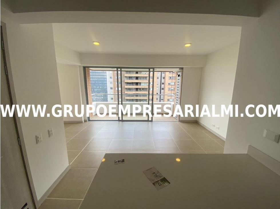 MARAVILLOSO APARTAMENTO EN VENTA - SECTOR CIUDAD DEL RÍO COD: 32438 — foto 2