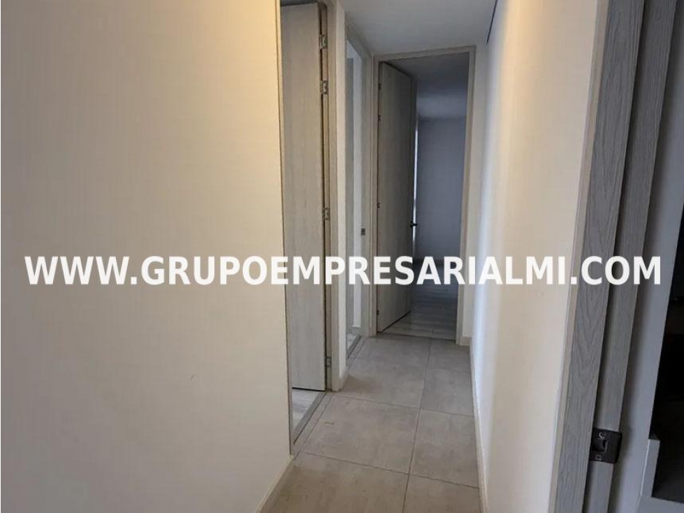 MARAVILLOSO APARTAMENTO EN VENTA - SECTOR LAURELES COD: 32954 — foto 3