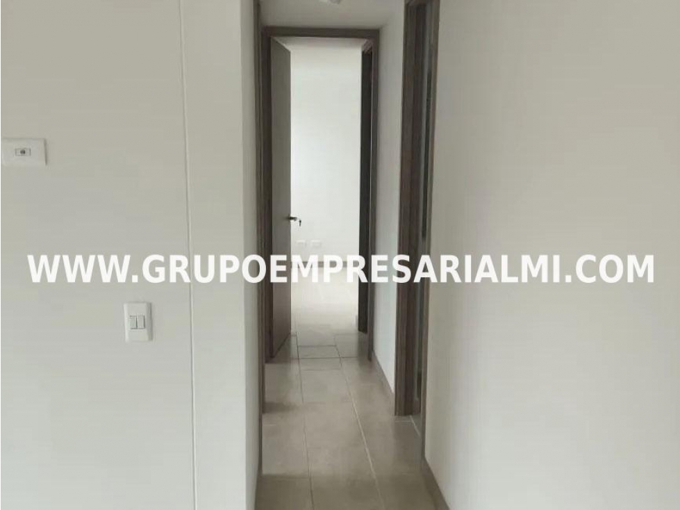 MARAVILLOSO APARTAMENTO EN VENTA - SECTOR CALASANZ COD: 33043 — foto 4