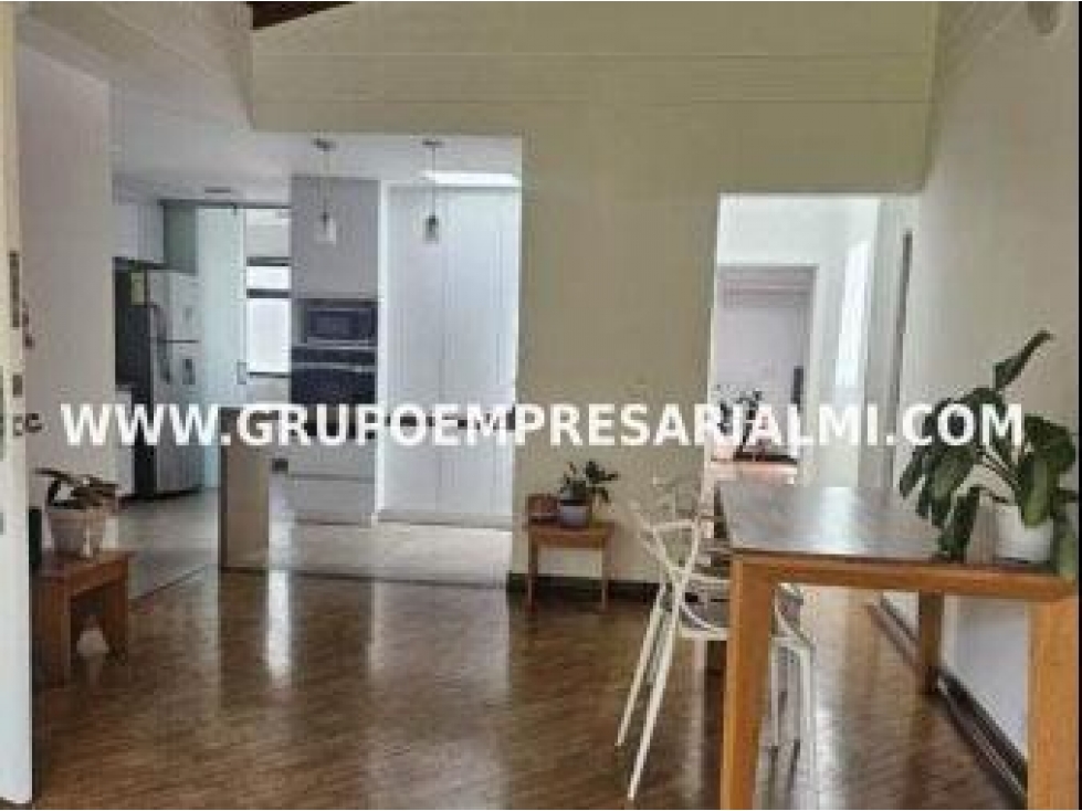 MARAVILLOSO APARTAMENTO EN VENTA - SECTOR LAURELES COD: 33047