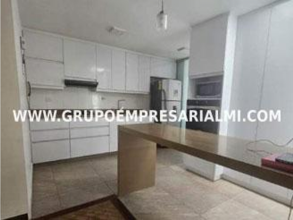 MARAVILLOSO APARTAMENTO EN VENTA - SECTOR LAURELES COD: 33047 — foto 3