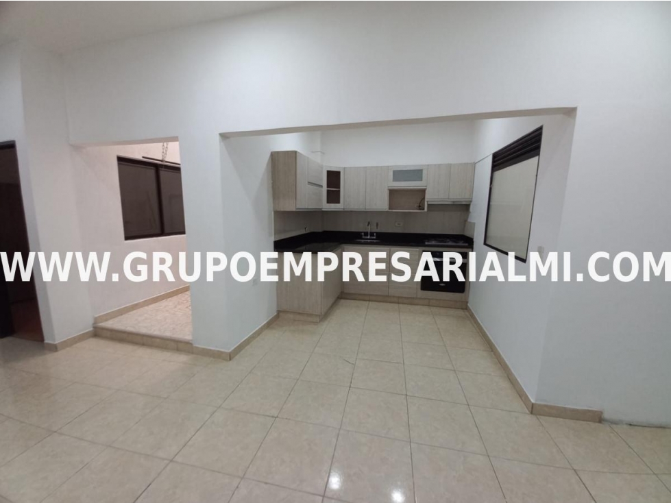 MARAVILLOSO APARTAMENTO EN VENTA - SECTOR SAN CRISTOBAL COD: 33510