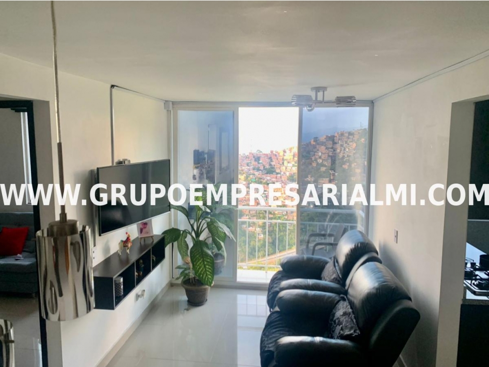 MARAVILLOSO APARTAMENTO EN VENTA - SECTOR LA AURORA COD: 33529 — foto 3