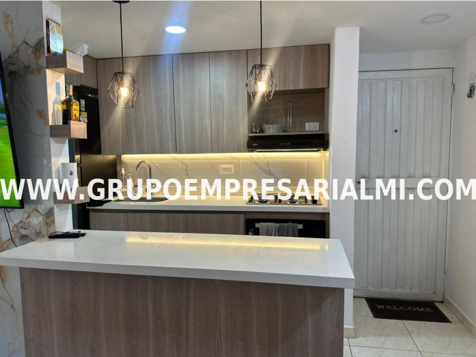 MARAVILLOSO APARTAMENTO EN VENTA - SECTOR LA AURORA COD: 33652 — foto 2