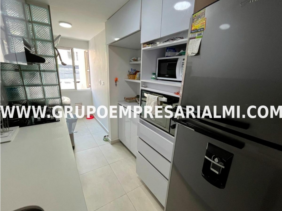 MARAVILLOSO APARTAMENTO EN VENTA - SECTOR LAURES COD: 33731 — foto 3