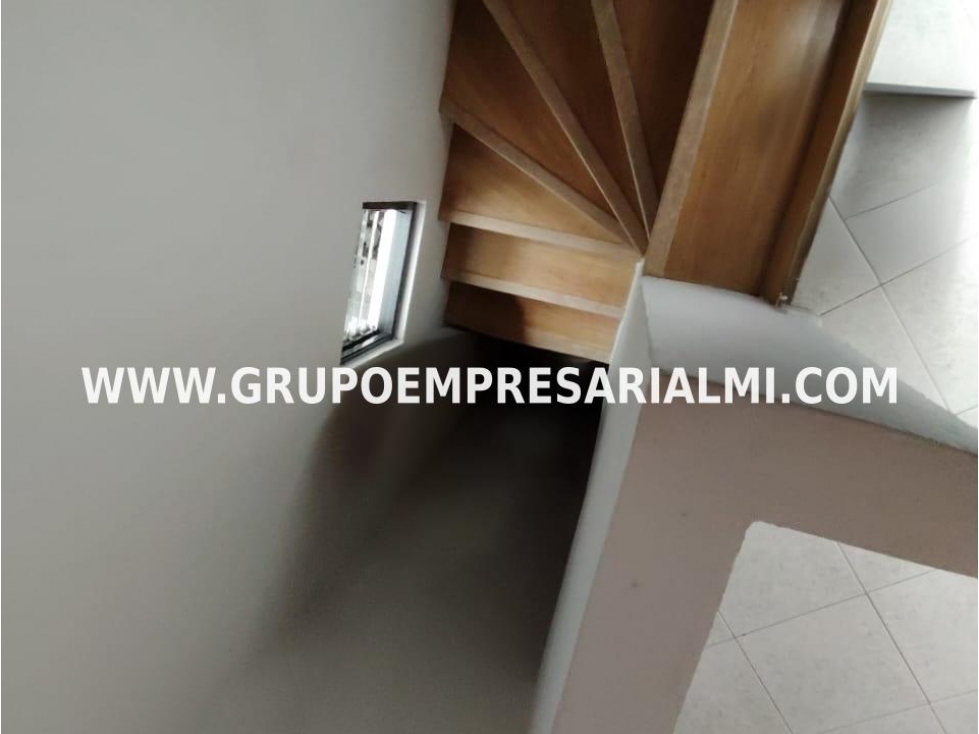 AMPLIA CASA EN VENTA - SECTOR BUENOS AIRES / MEDELLIN COD: 33695 — foto 5