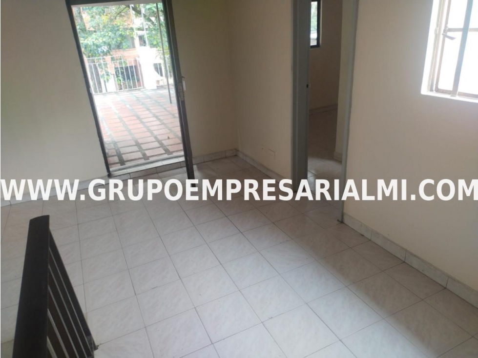 MARAVILLOSO CASA EN ARRIENDO - SECTOR VELODROMO COD: 29535 - 5