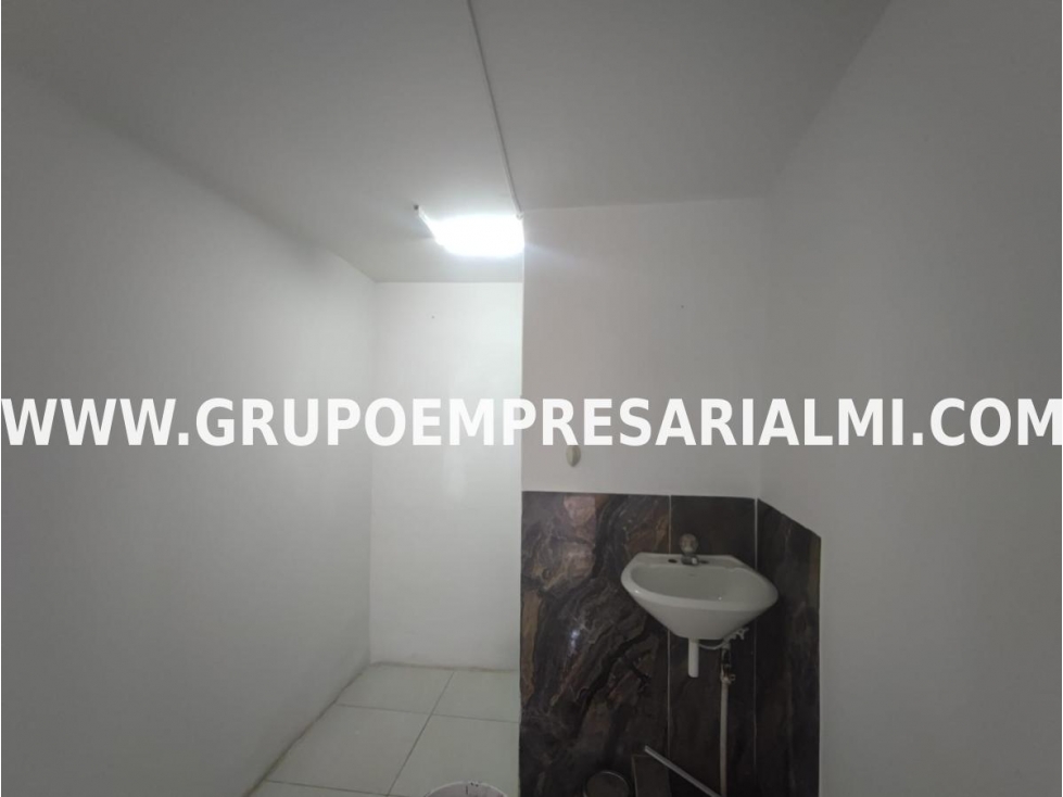 MARAVILLOSO LOCAL EN ARRIENDO - SECTOR ALFONSO LÓPEZ COD: 32265 — foto 5