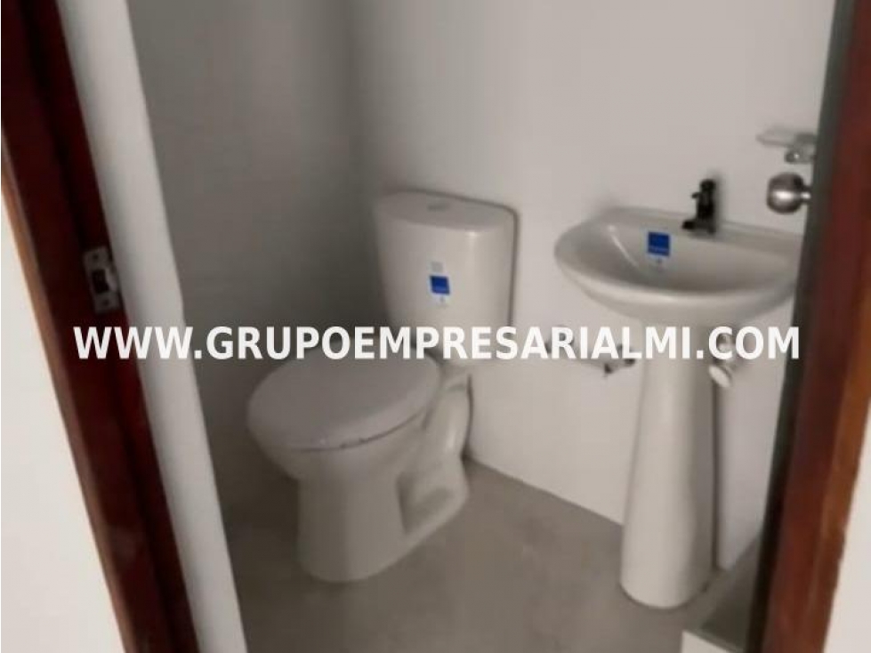 MARAVILLOSO LOCAL EN ARRIENDO - SECTOR LOS COLORES COD: 32815 — foto 6